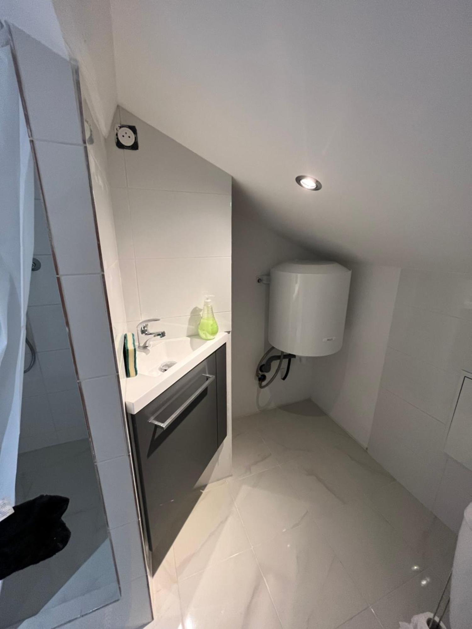 Alta Apartment Bourg-les-Valence Exterior photo