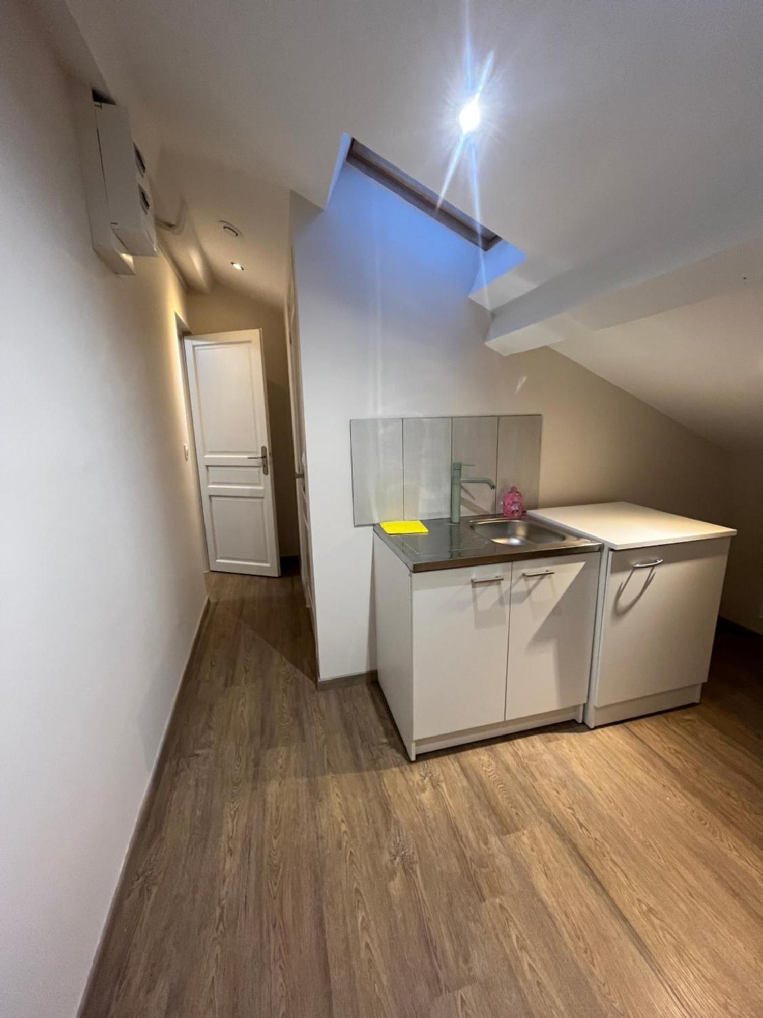 Alta Apartment Bourg-les-Valence Exterior photo
