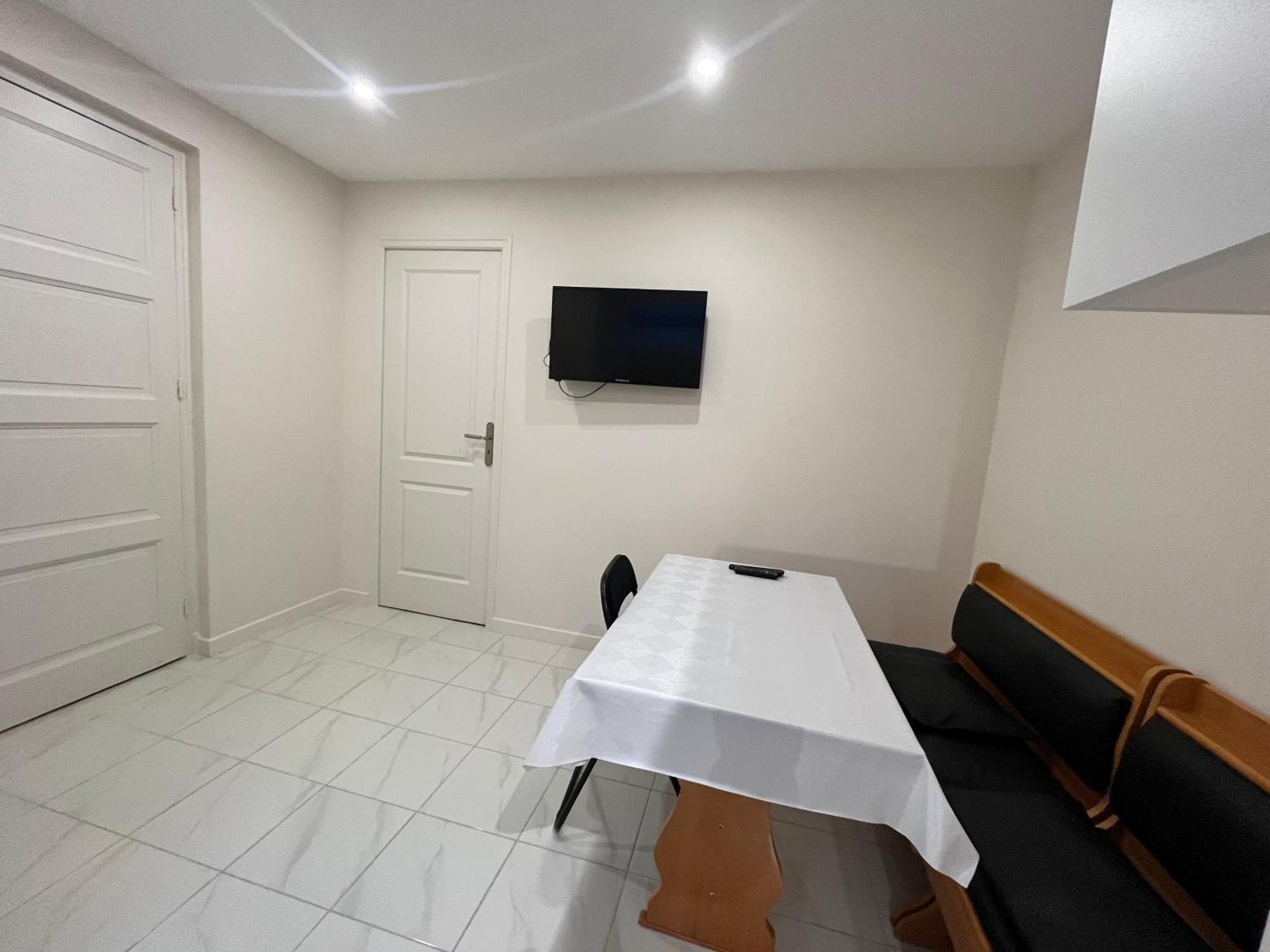 Alta Apartment Bourg-les-Valence Exterior photo