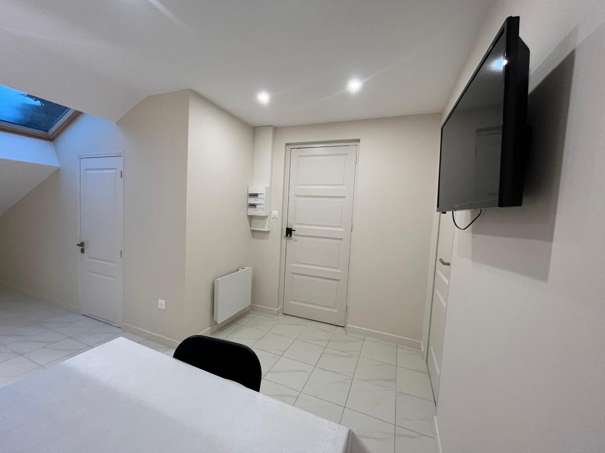 Alta Apartment Bourg-les-Valence Exterior photo