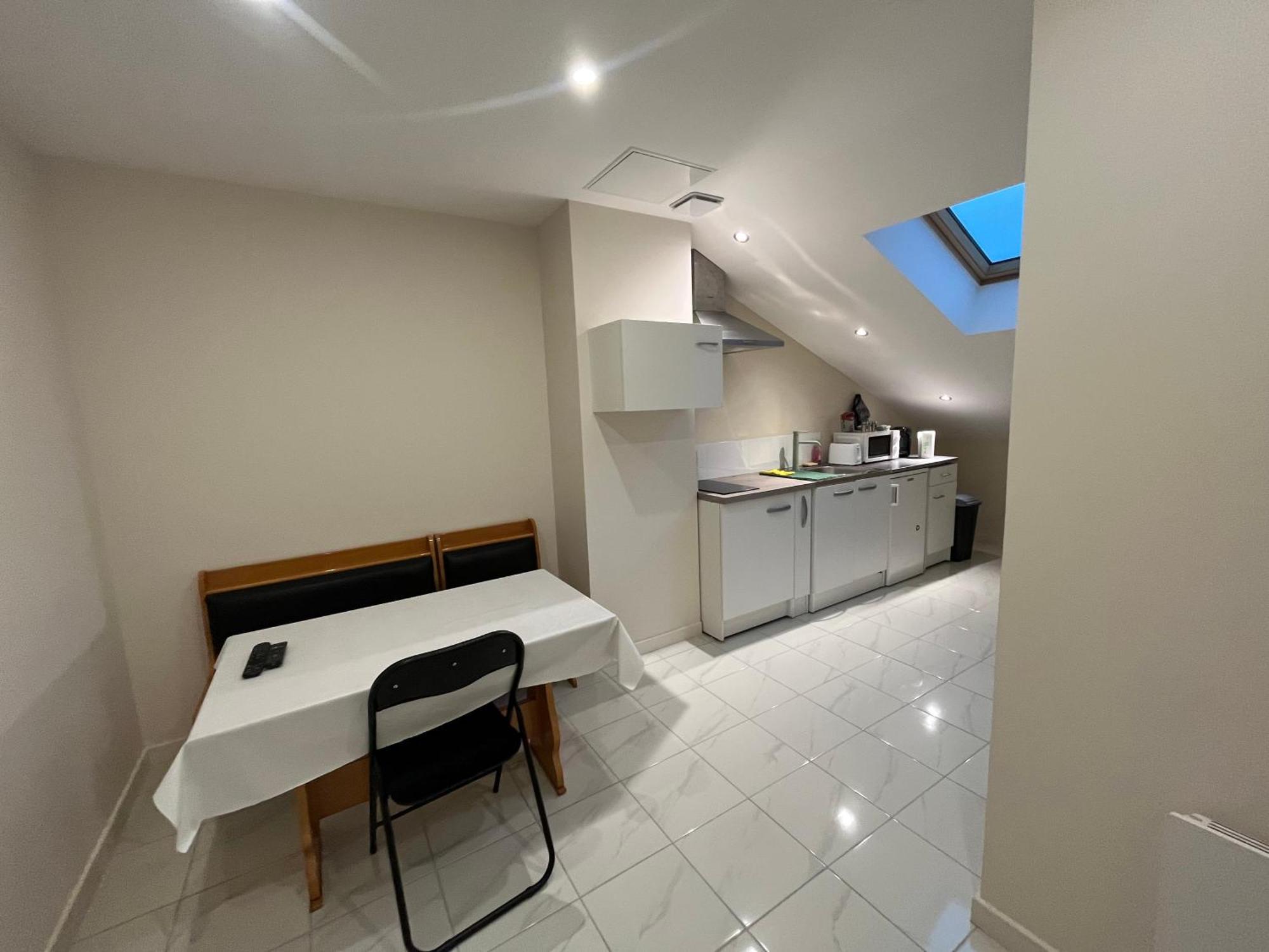 Alta Apartment Bourg-les-Valence Exterior photo