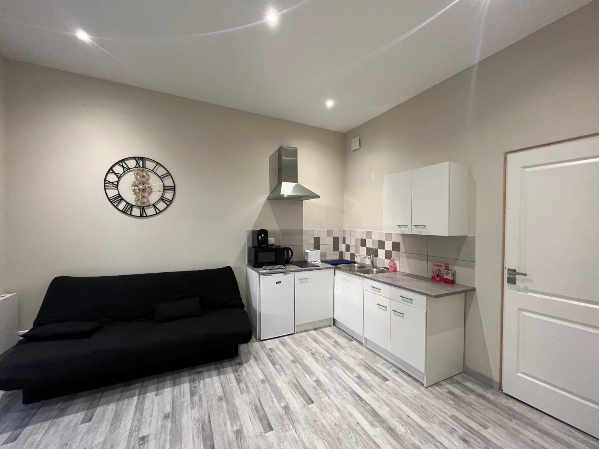 Alta Apartment Bourg-les-Valence Exterior photo