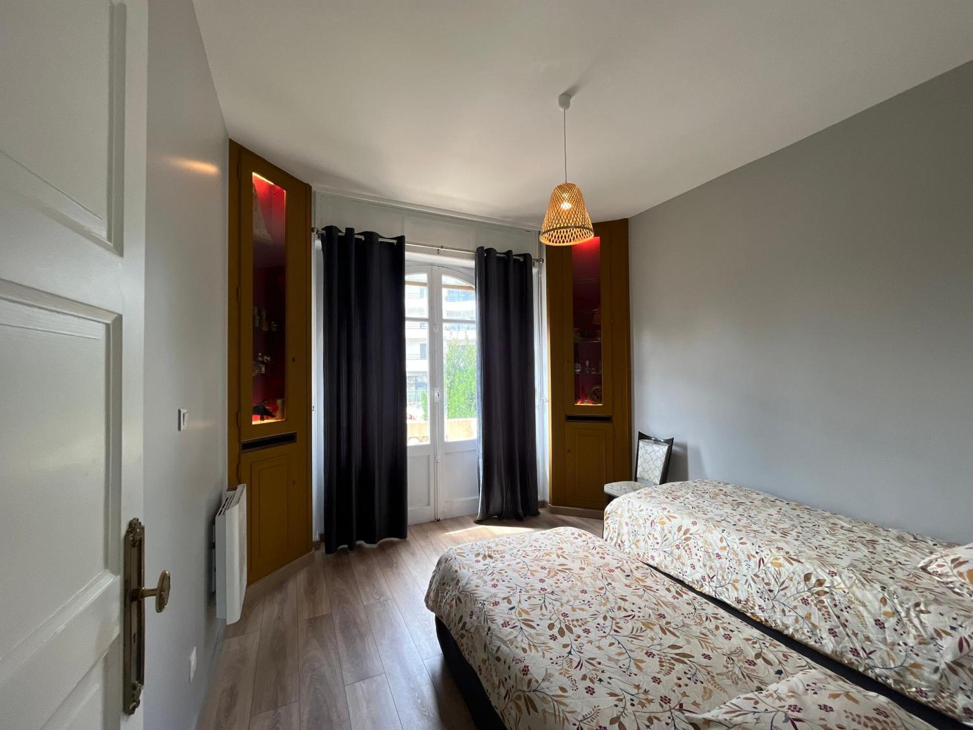 Alta Apartment Bourg-les-Valence Exterior photo